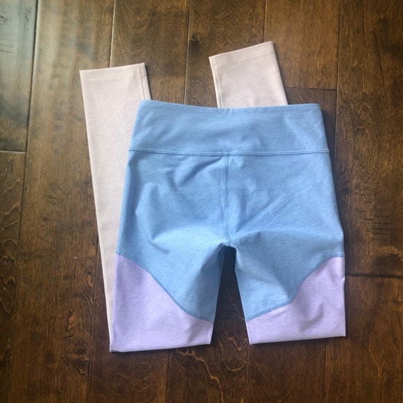 Outdoor Voices | Blue 7/8 Springs Leggings - Picture 7 of 9